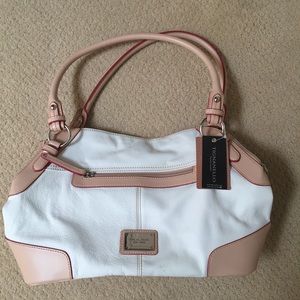 Tignanello Pebble Leather Handbag NWT 👜